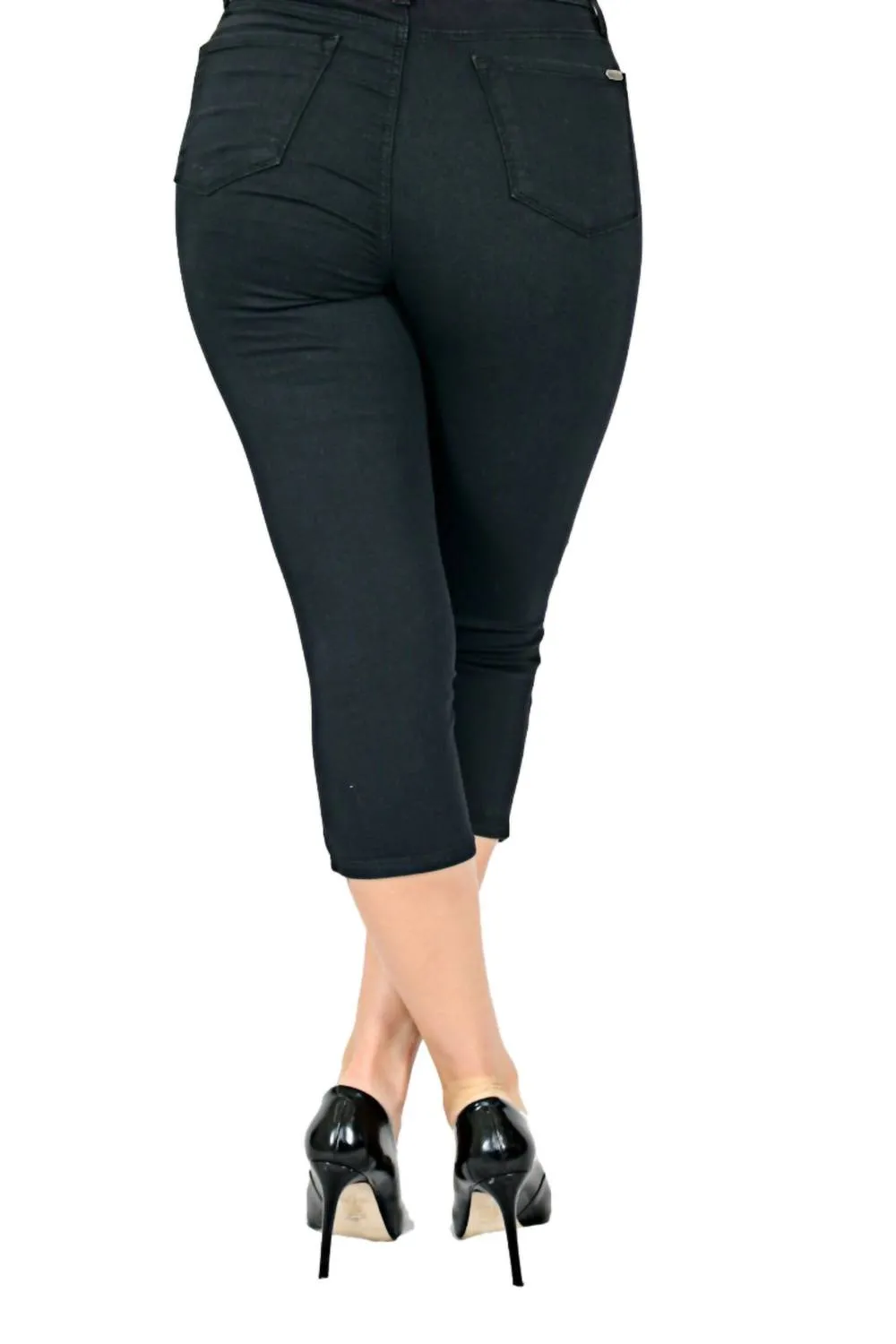 Basic Capri In Black