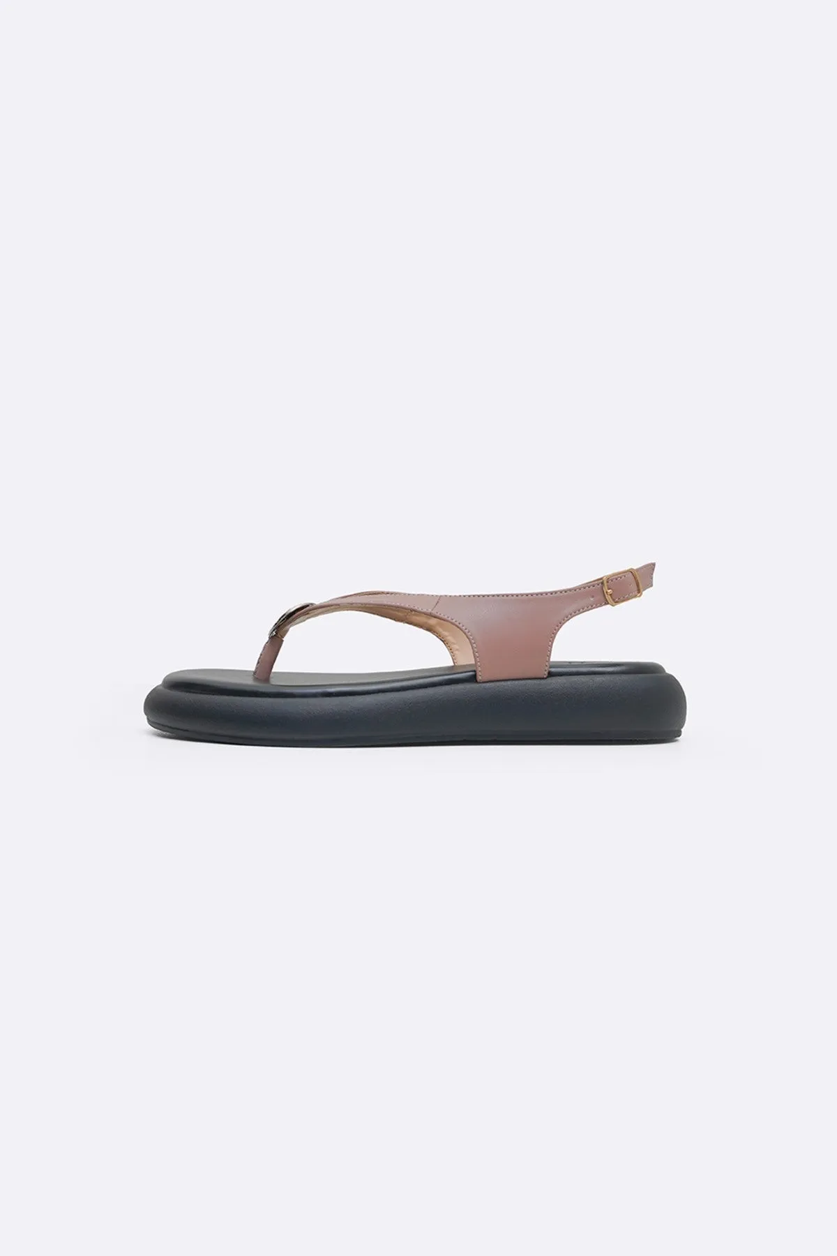 BUTTON FLIP SANDALS