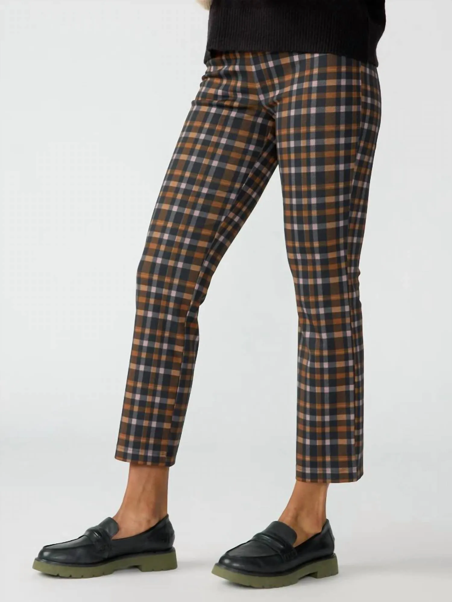 Carnaby Kick Crop Semi High Rise Legging In Cottage Check