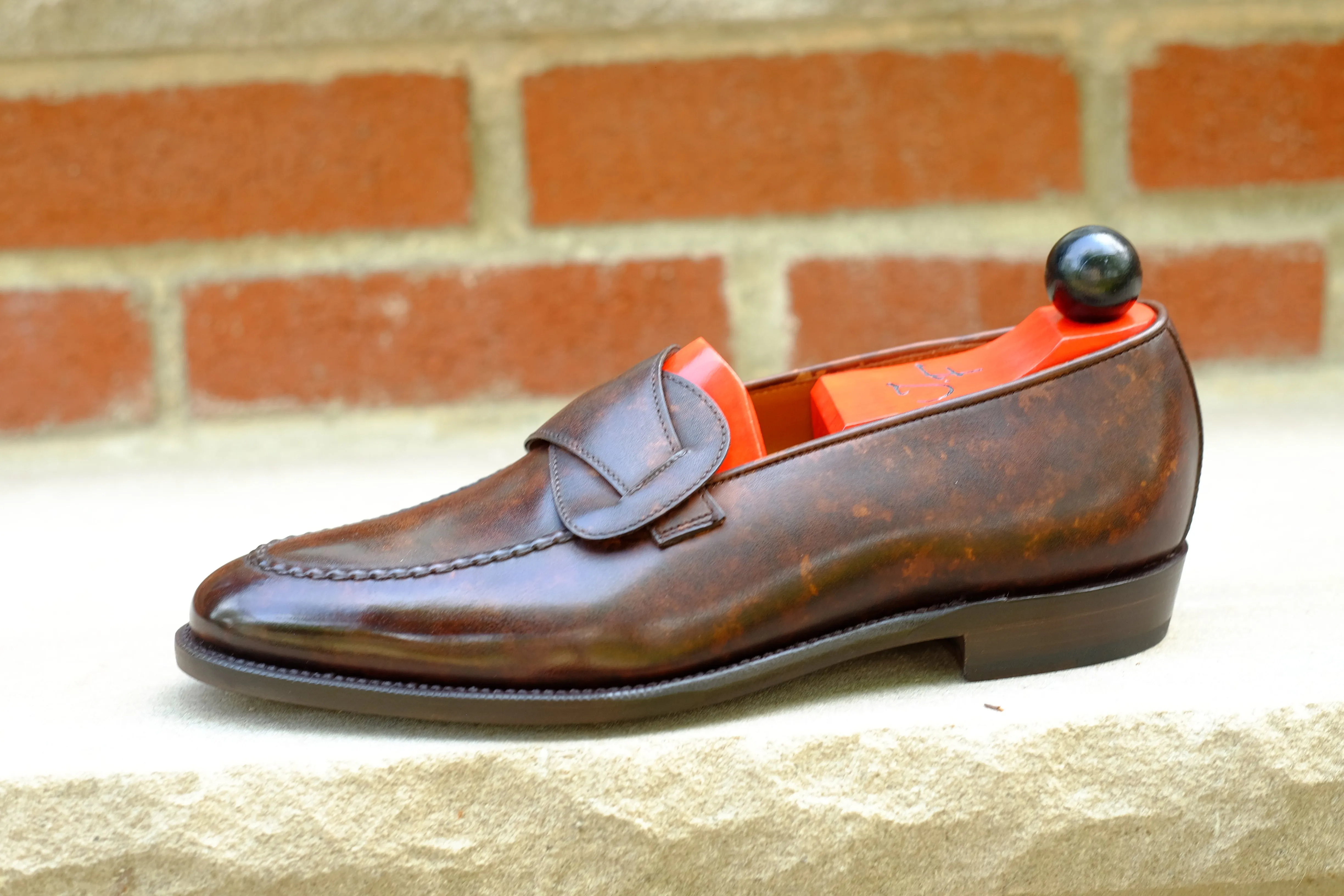 Hawthorne - Dark Brown Marble Patina - PRE ORDER