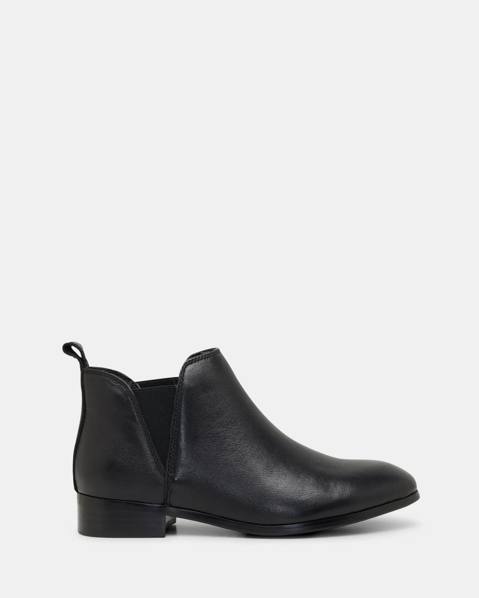 Larena Black Smooth