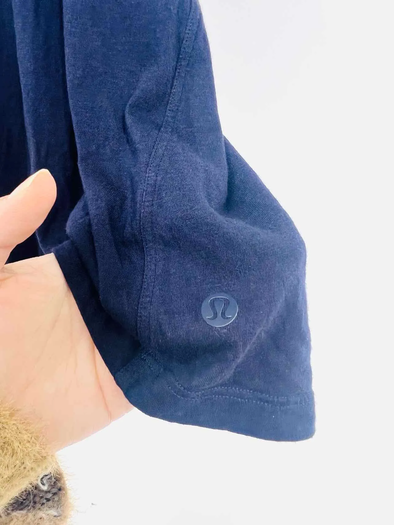 Lululemon Athletica Size S ? Navy Solid Activewear Top-Sleeveless