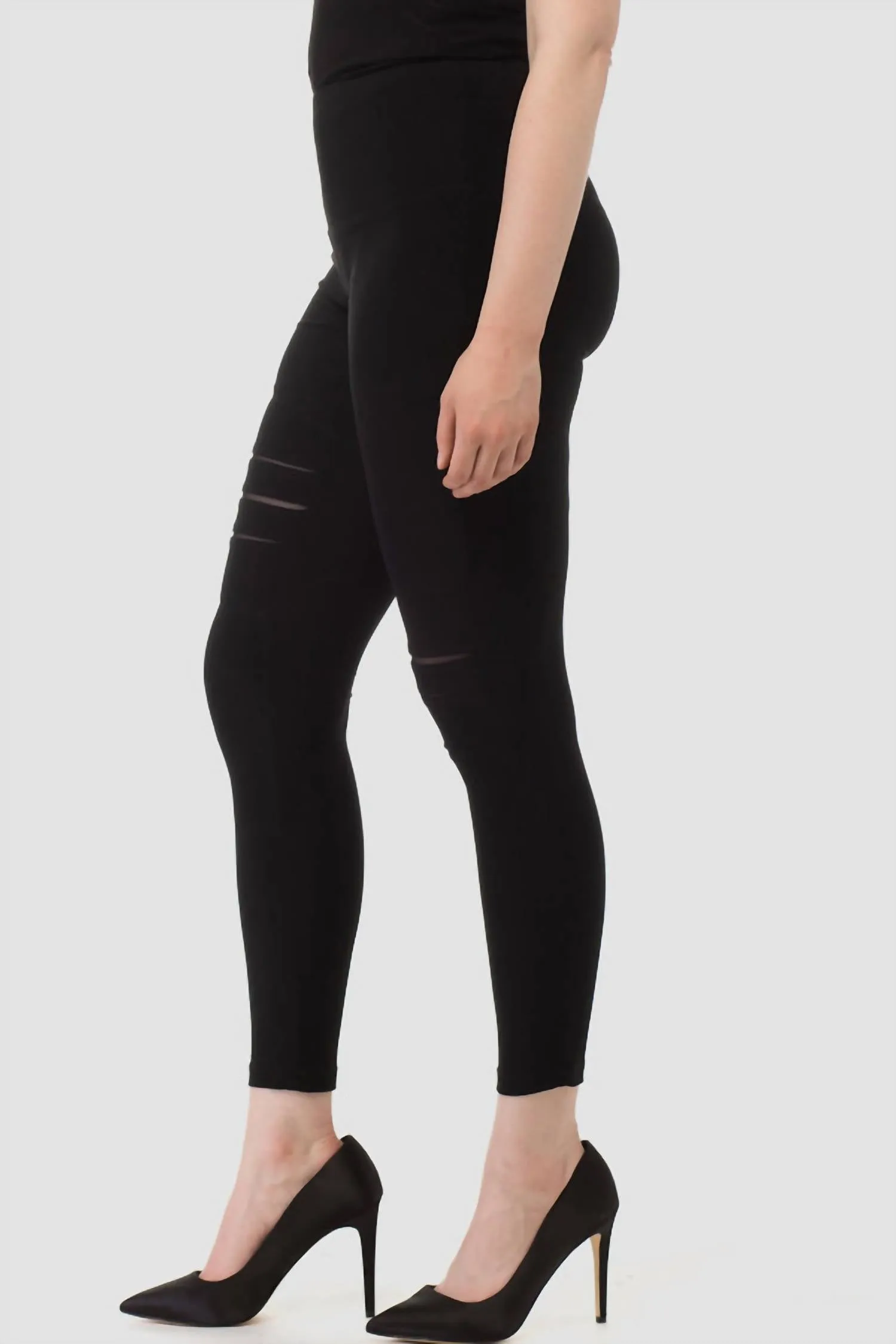 Modern Cut-Out Legging In Black