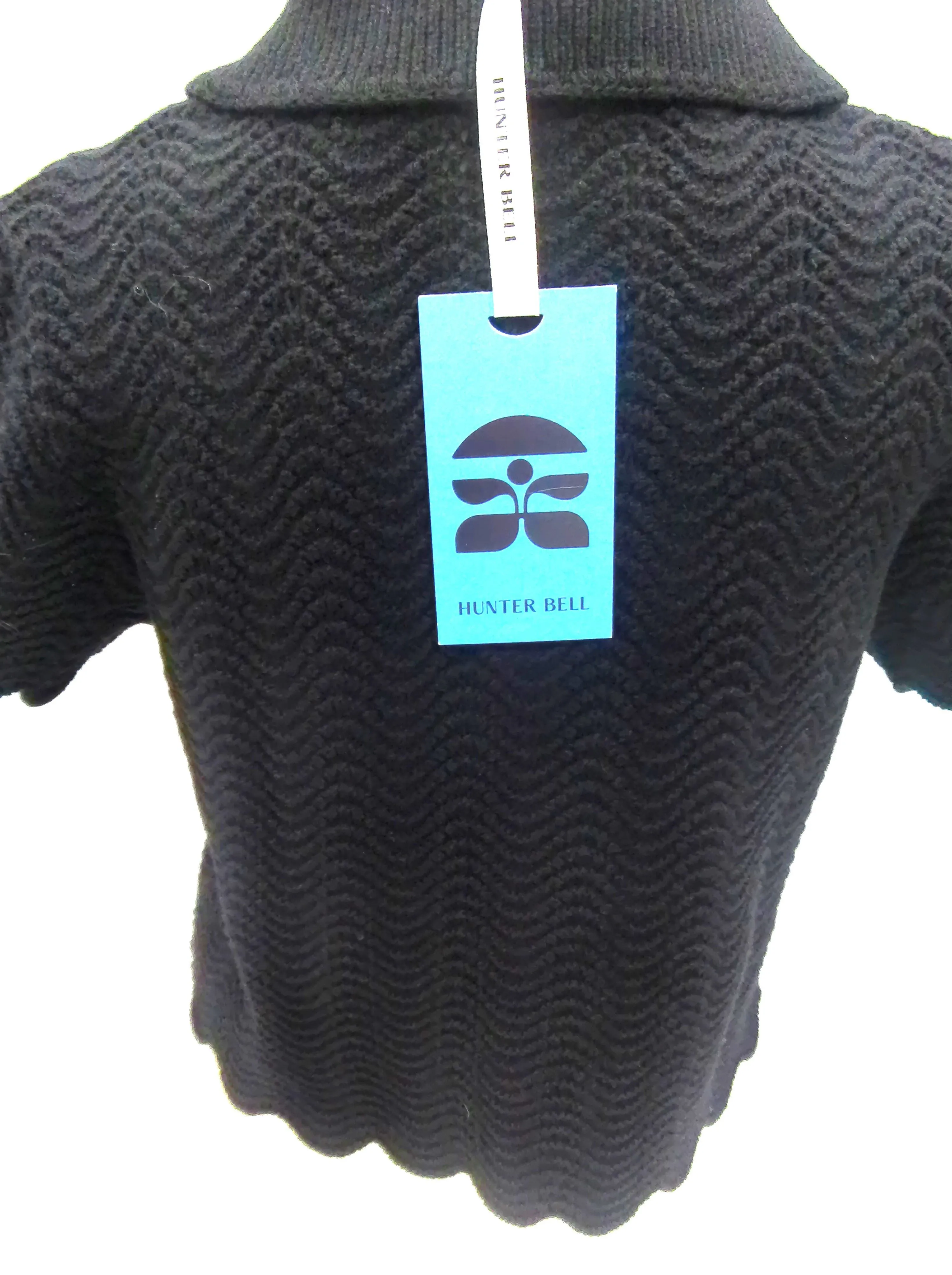 Nadine Sweater Onyx: Elegant Comfort Meets Style in Classic Black Hue
