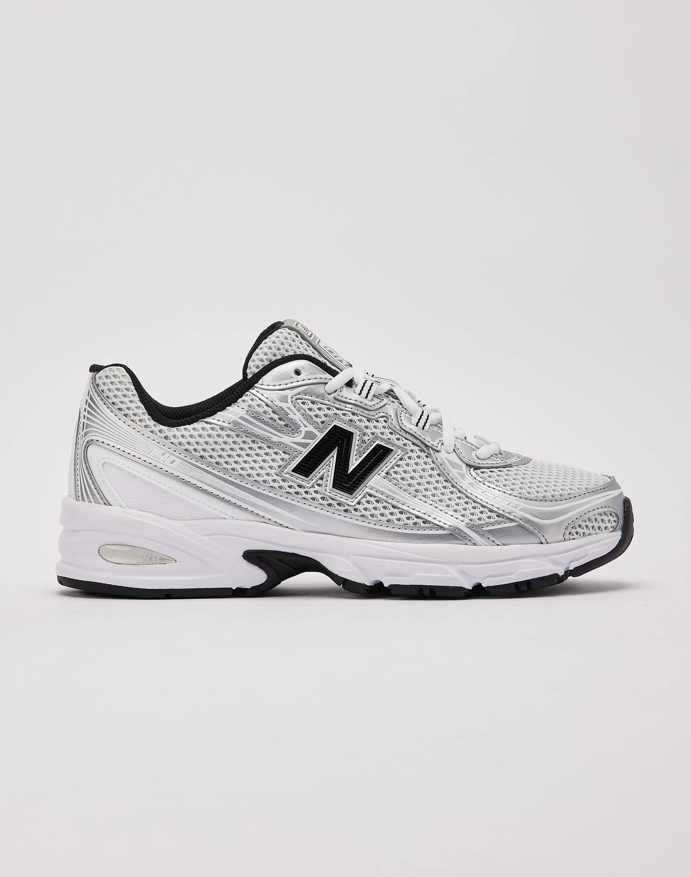New Balance 740
