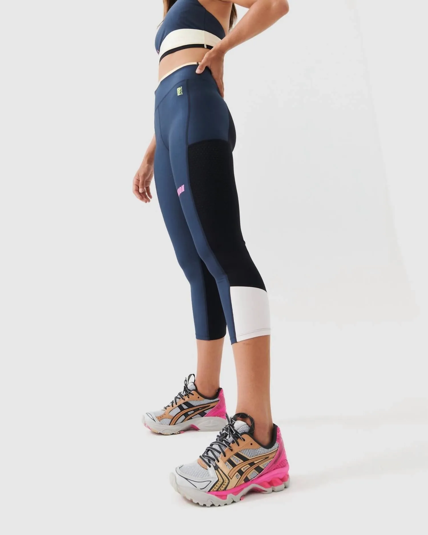 Outline Legging In Midnight Navy
