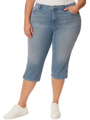 Plus Amanda Womens Classic Rise Light Wash Capri Jeans