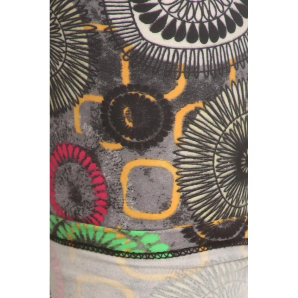 Plus Size Abstract Print, Full Length Leggings In A Slim Fitting Style With A Banded High Waist