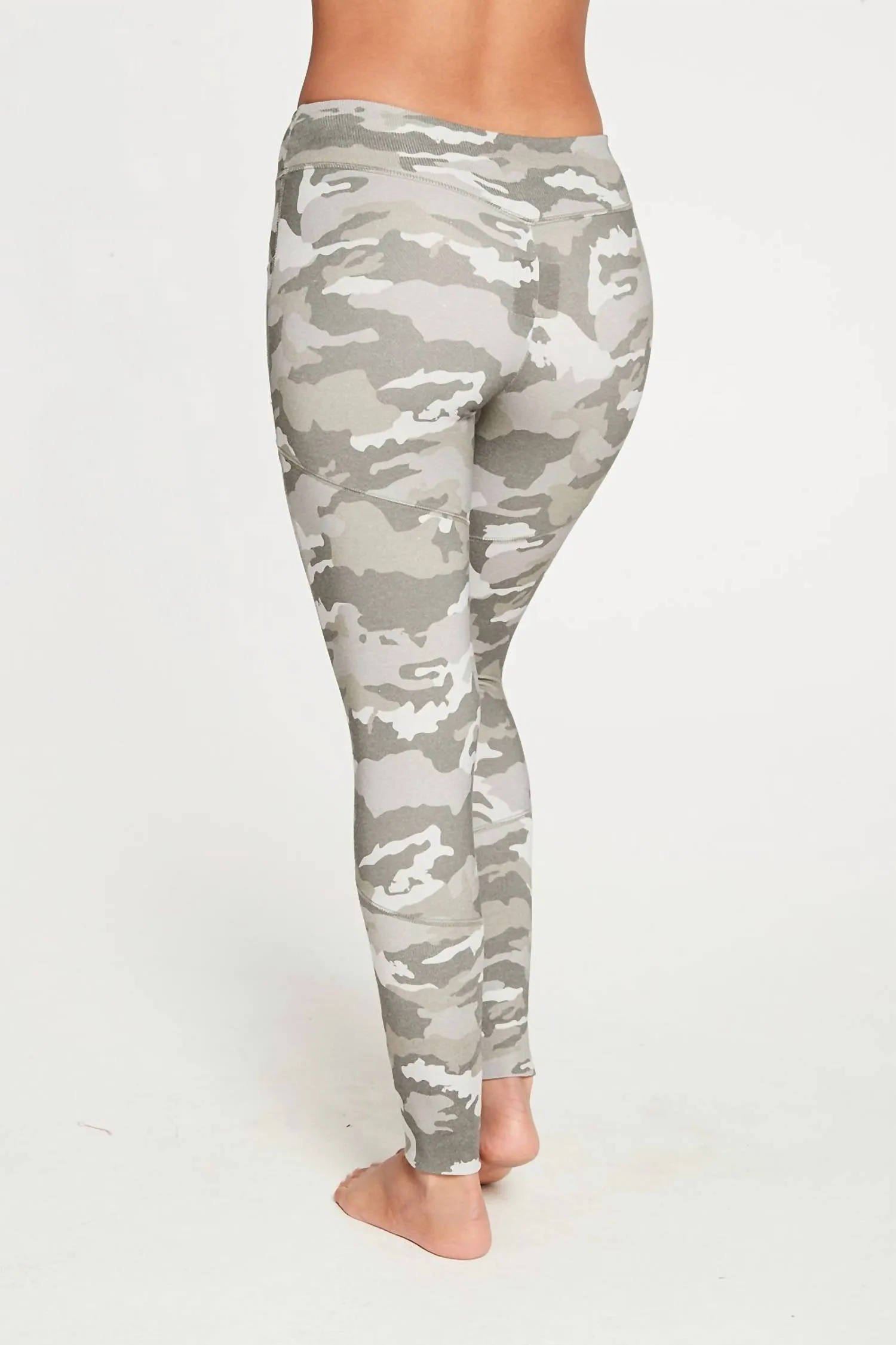 Quadrablend Paneled Ribbed Legging In Camo Print