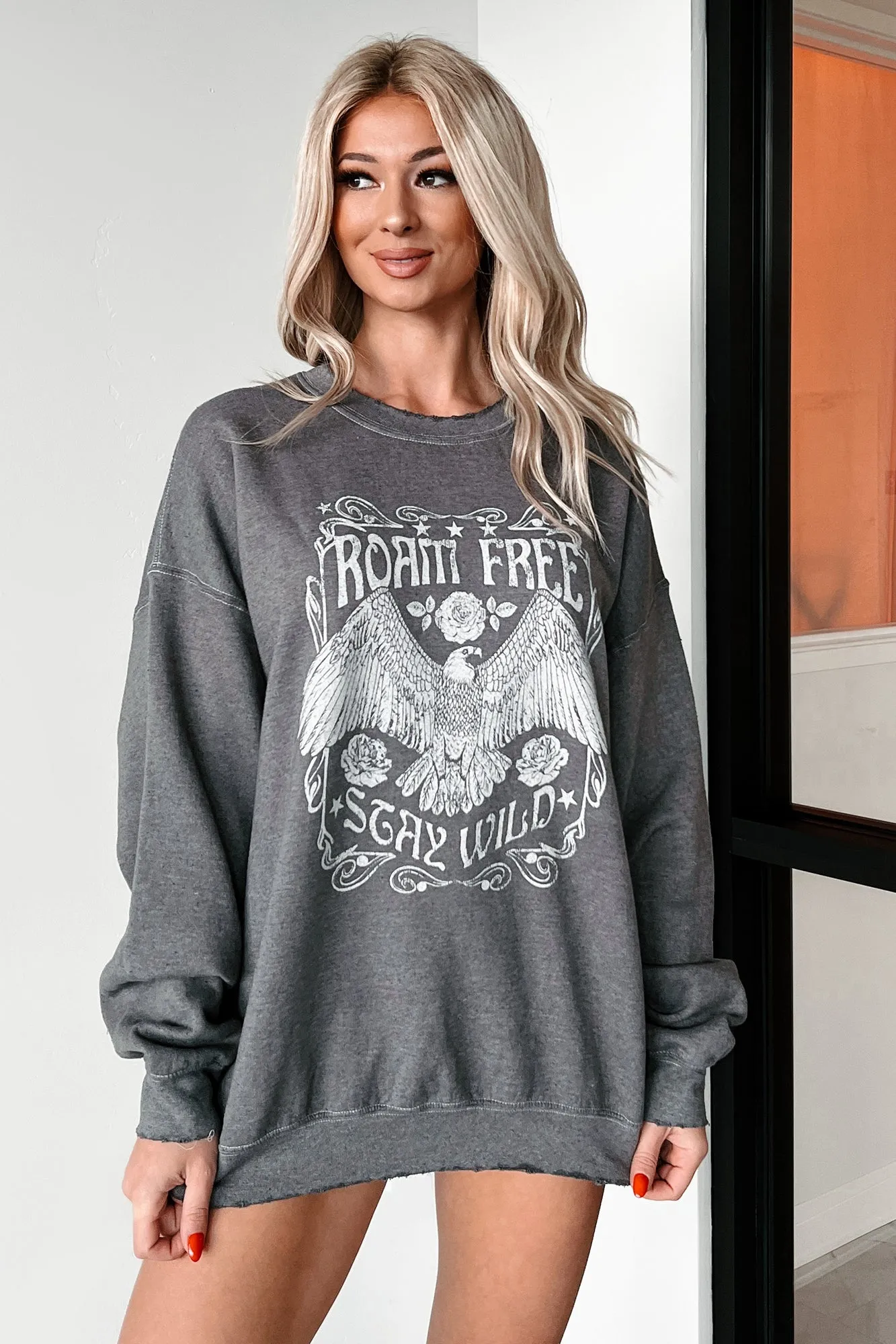 "Roam Free" Oversized Distressed Graphic Sweatshirt (Charcoal)