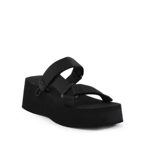 Skip To Me Sandal in Black from Seychelles