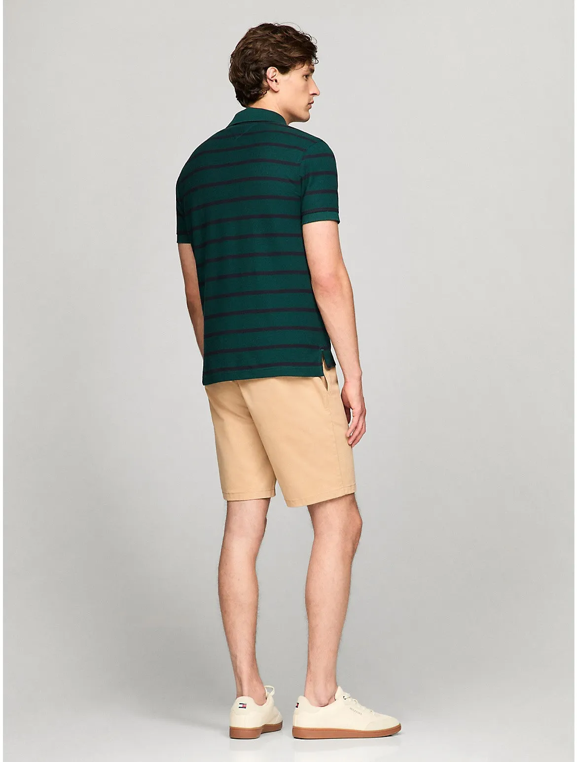 Tommy Hilfiger Men's Regular Fit Stripe Wicking Polo