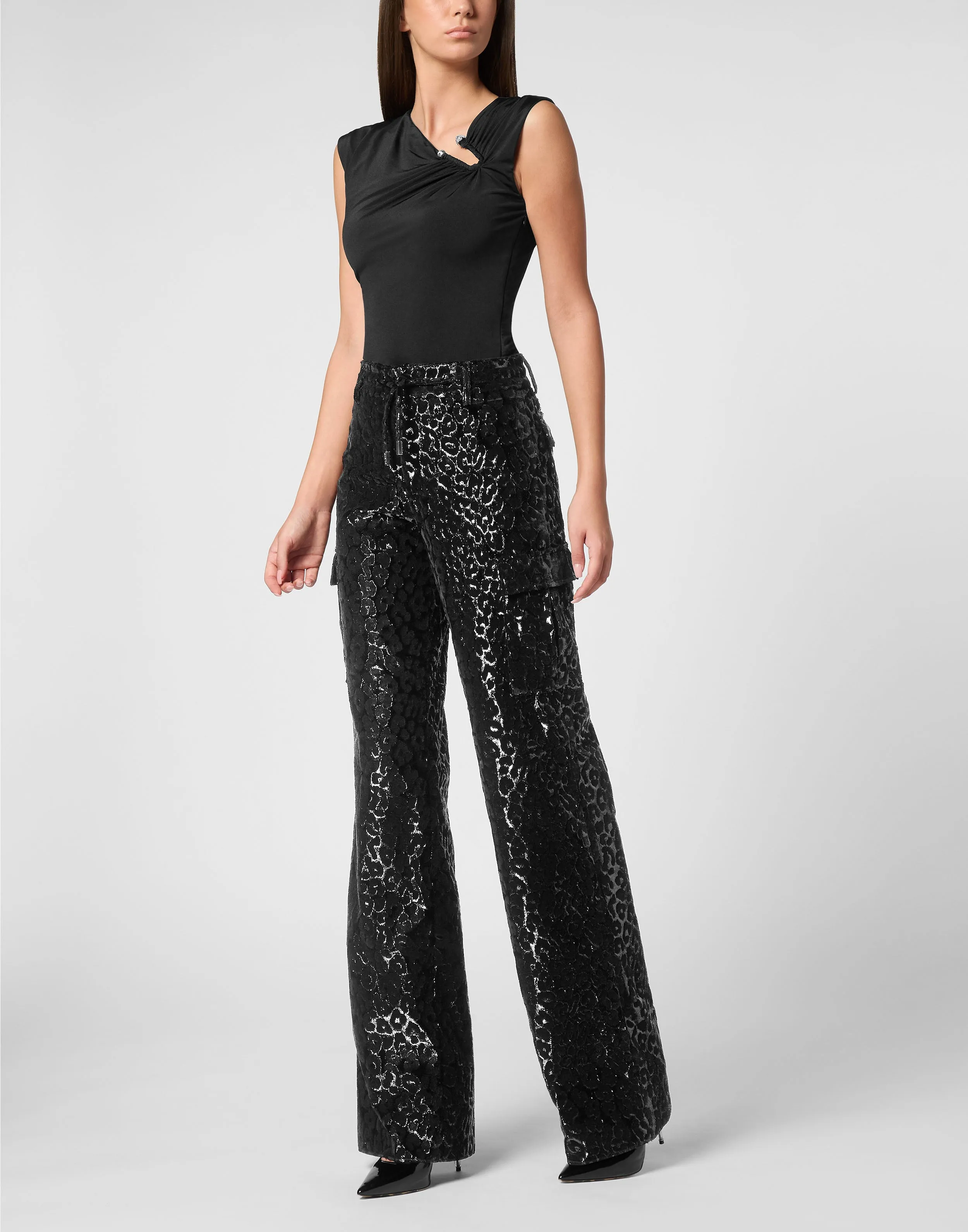 Velvet Palace Cargo fit
