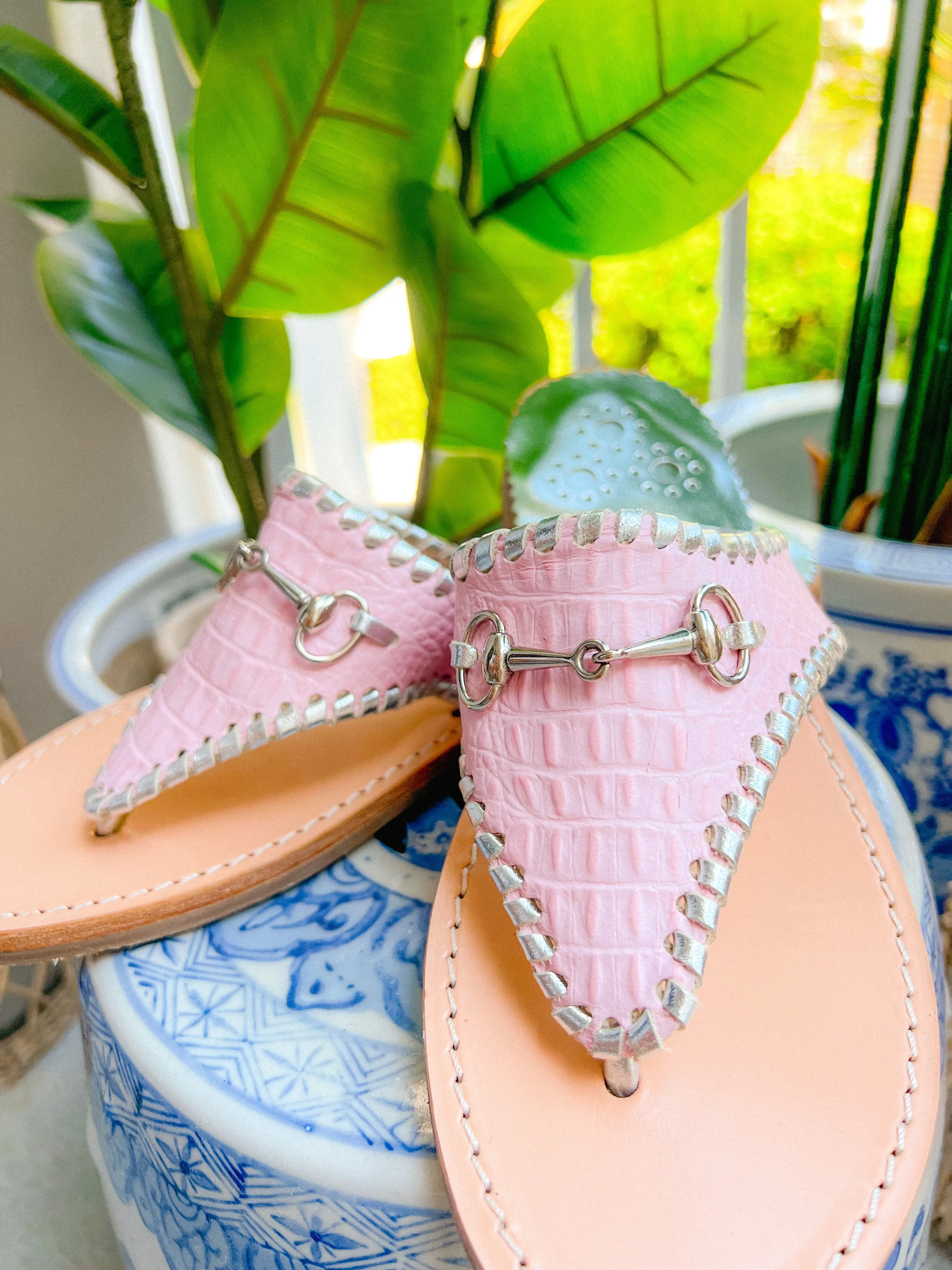 Wellington Pink Croc / Platinum (Silver Buckle)