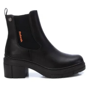 Women's Chelsea Booties In Black