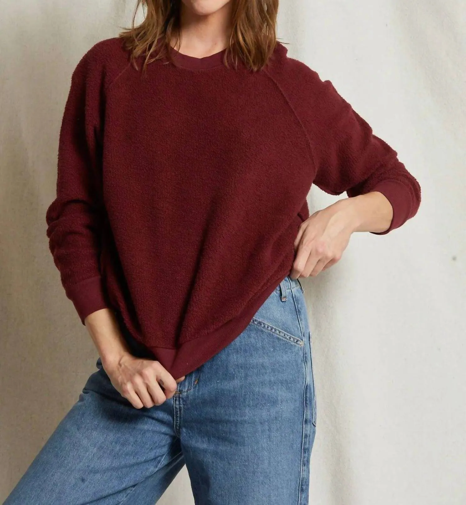 Ziggy Inside-Out Fleece Shrunken Sweatshirt In Cranberry